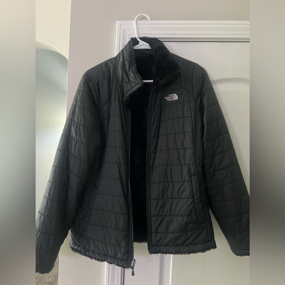 Women’s M reversible North Face jacket